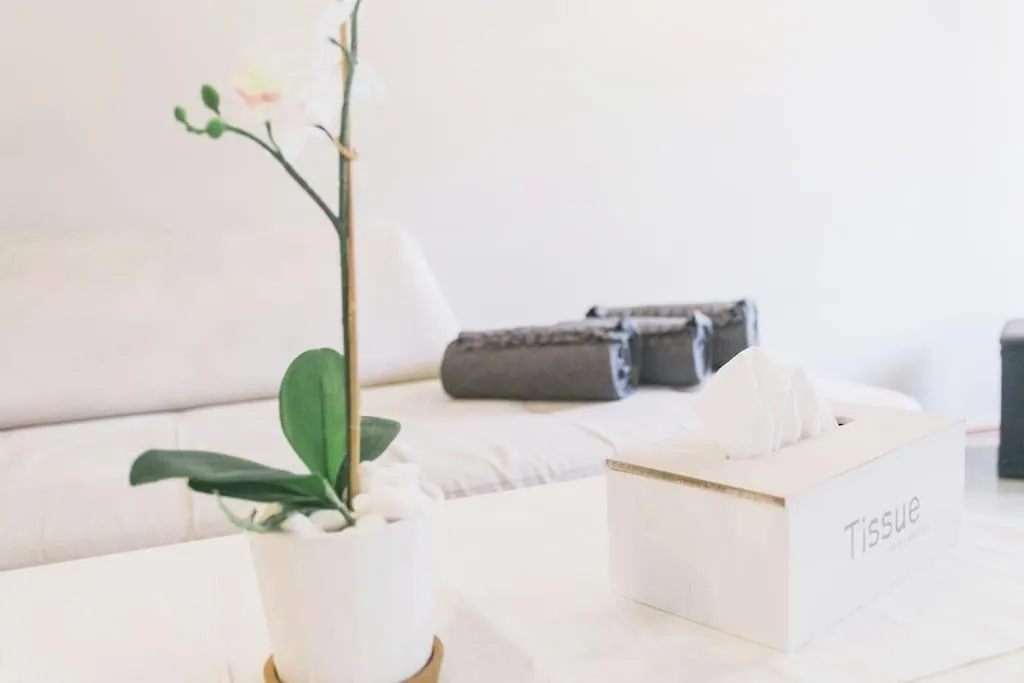 95Sqm 7Min Center 2Bedroom Gas Heating Marble Wc 2 Smarttv Thessaloniki